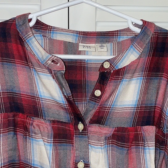 GAP kids red/white plaid collarless shirt. - Picture 4 of 8